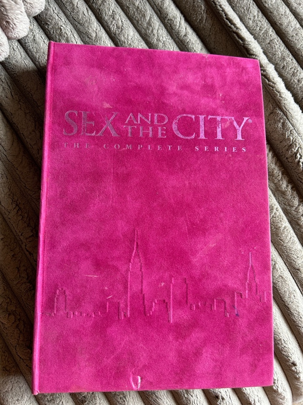 HBO Sex and the City: The Complete DVD Series Collector's Gift Set Pre-owned - Picture 13 of 13